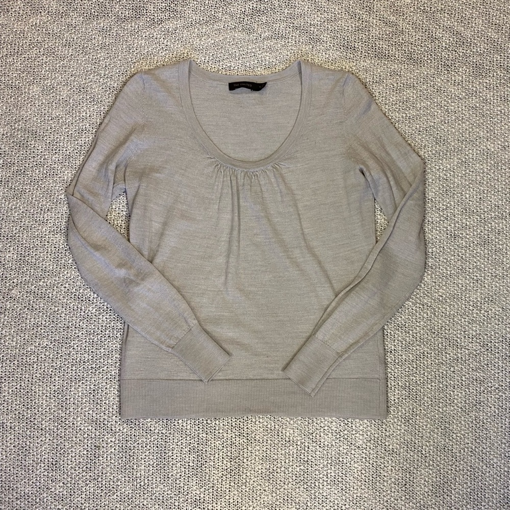 ✰ 2 vintage the limited scoop neck sweaters in gray and navy ✰ - Picture 2 of 7